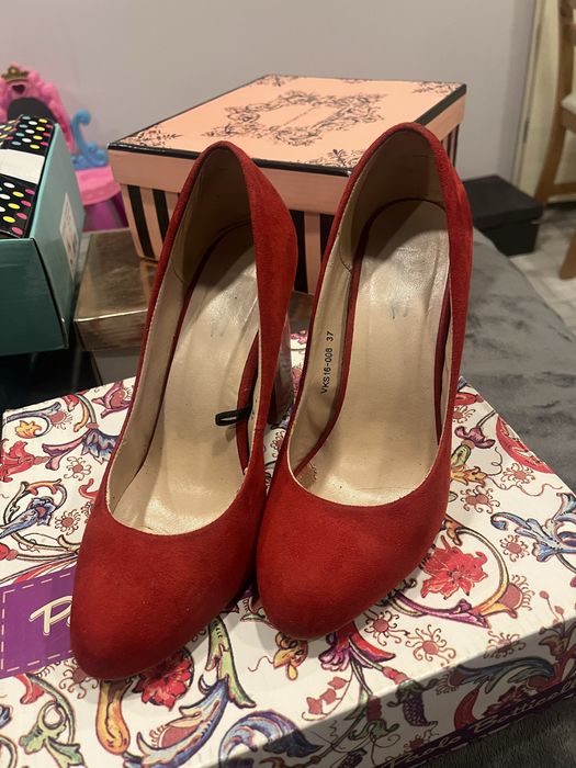 Елегантни обувки