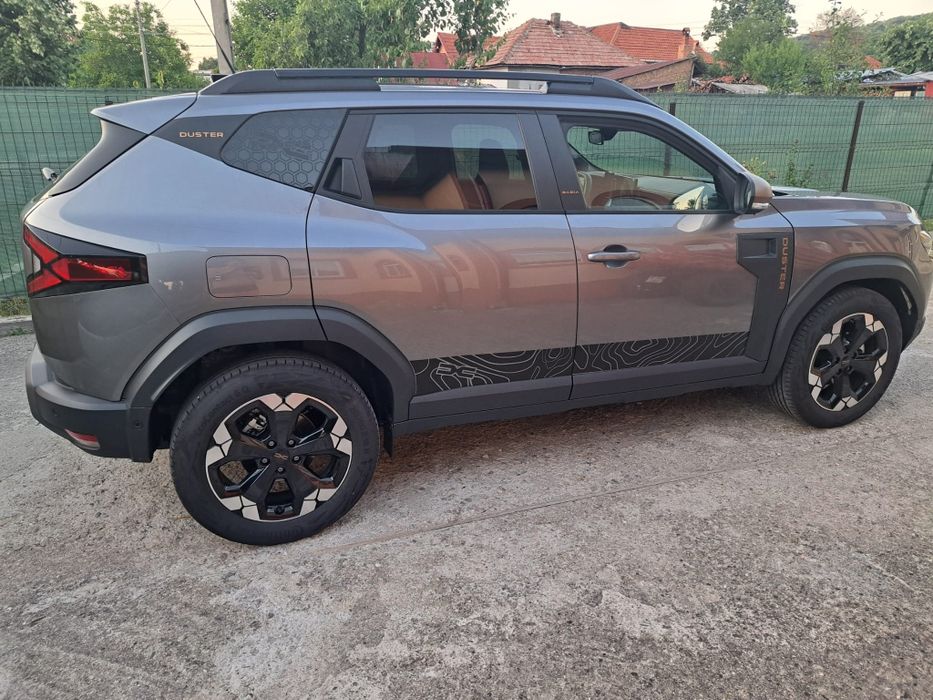 Set stickere aripa spate Dacia Duster 3