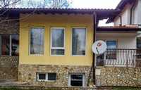 Хубава тристайна къща в Рогачево близо до Албена