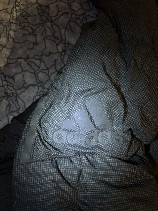 Яке адидас размер S