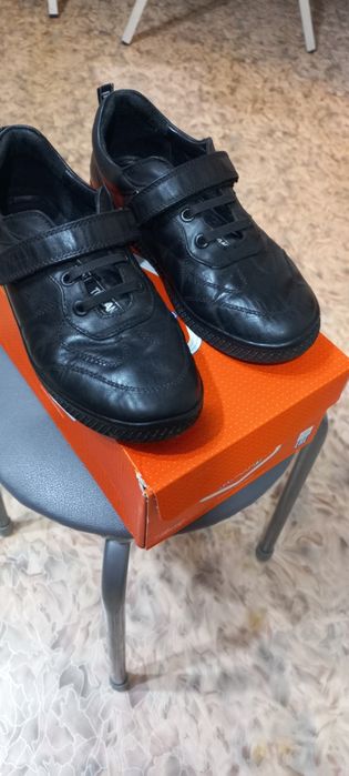 Продам кожаные туфли Tiflani на мальчика