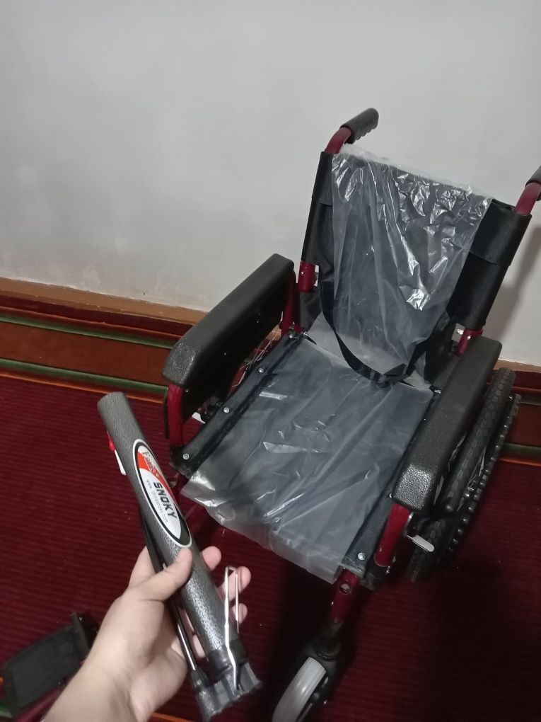 Nogironlar uchun möljallangan bolalar aravachasi