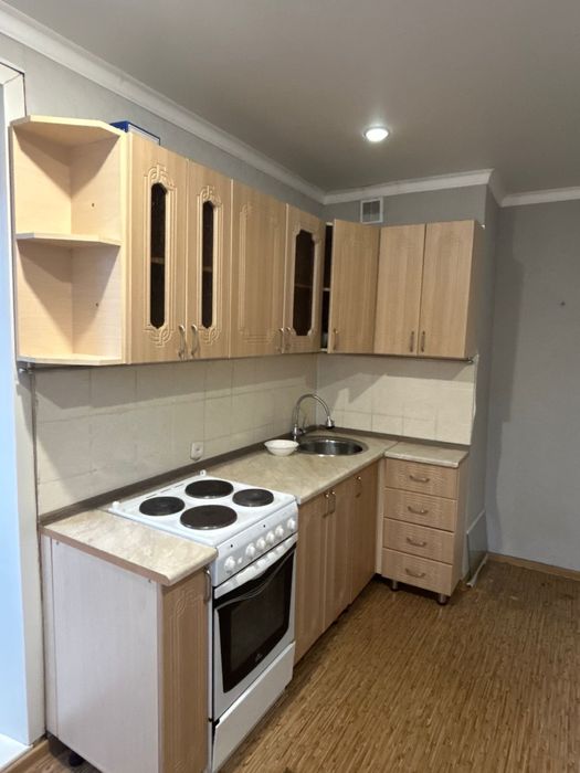 Кухонный гарнитур в отличном состоянии