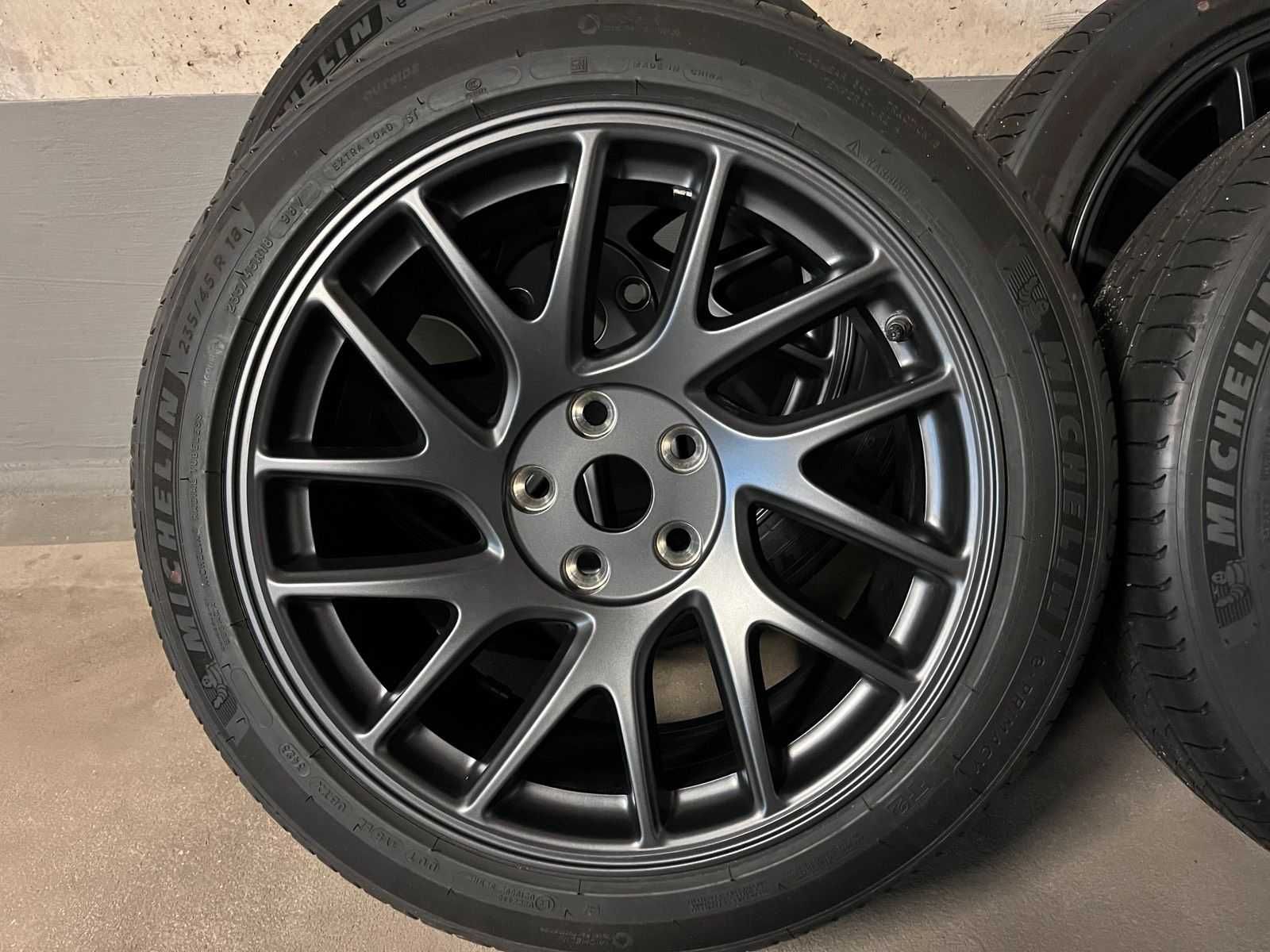 Jante originale 18" Tesla Model 3 Michelin e Primacy 235/45 R 18 98V