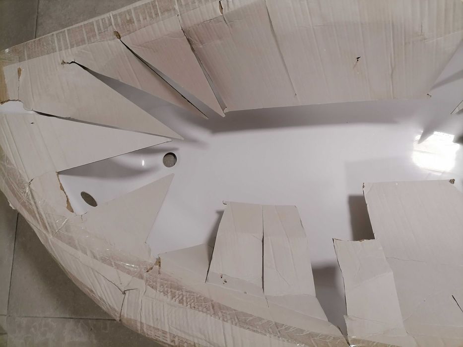 Vând cadă de duș nouă