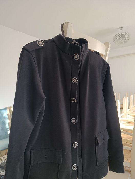 Продается пиджак (жакет)