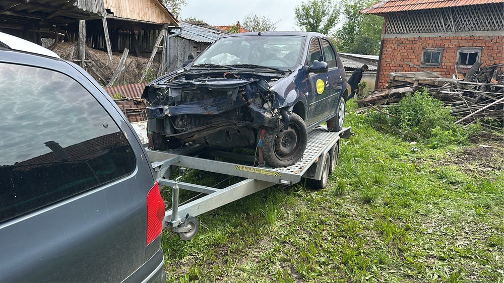 Asistență rutieră/Tractări auto
