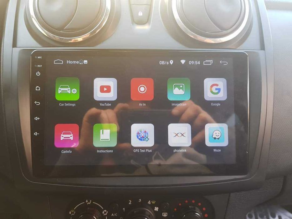 Navigație Android 9 inch Dacia Logan WiFi internet Waze YouTube GPS BL