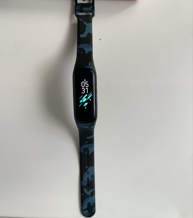 Brățară Samsung Galaxy Fit 2 + încărcător, funcțională