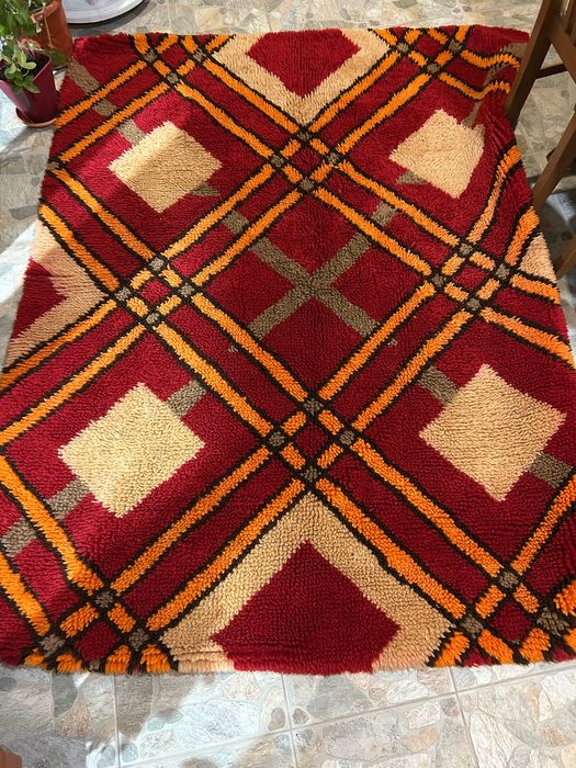 Шарен губер за продажба