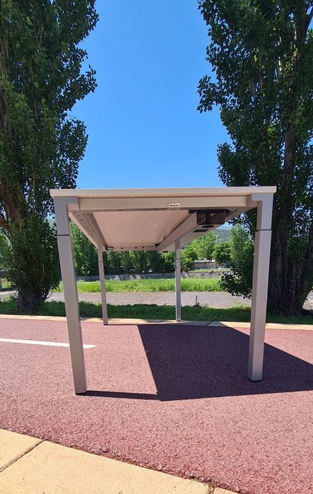 Немско бюро регулируемо за дома и офиса оборудване