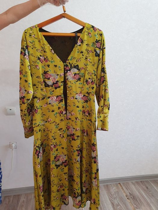 Продается платье