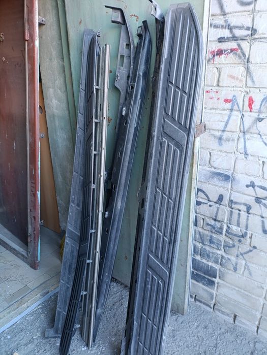 Продам пороги на Прадо 150