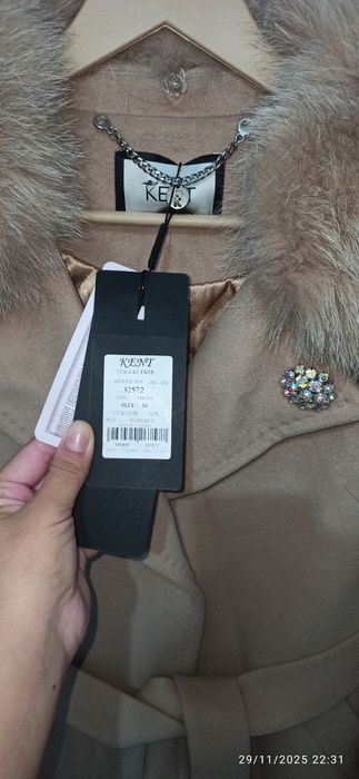 Palto 46.48razmega tushadi yangi etketkalari bilan turibti