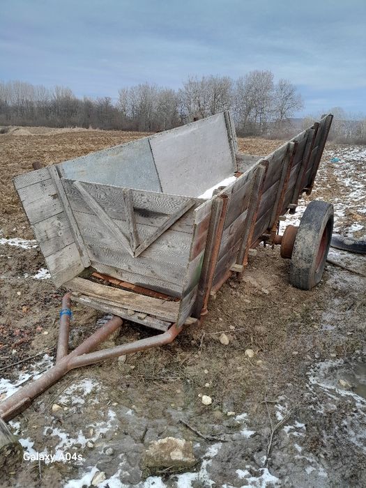 Vând cotigă după tractor