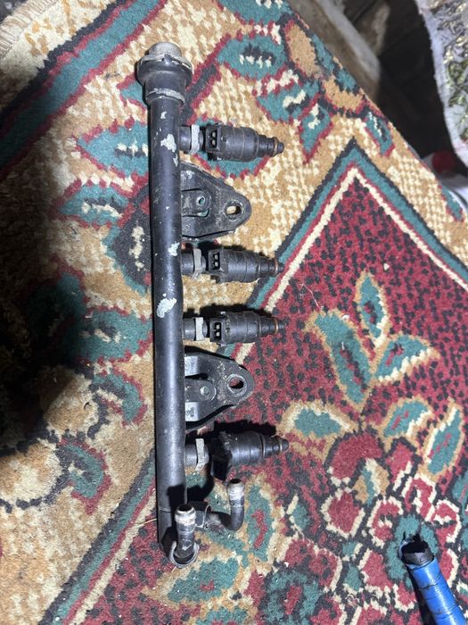 Продам запчасти на ауди 80 б4