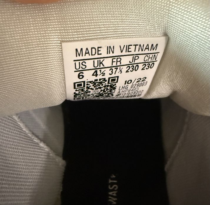 Маратонки “ADIDAS”
