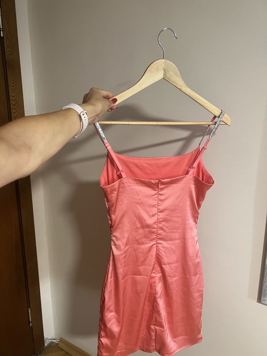 Сатенена розова рокля XS