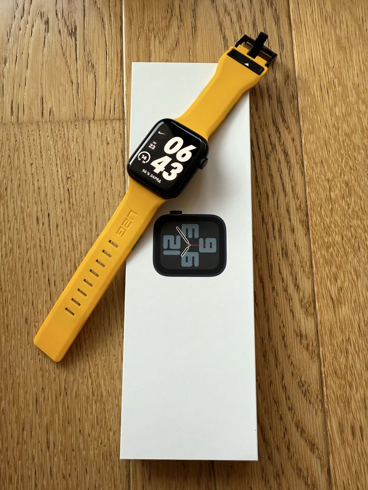 Apple watch 44 mm SE