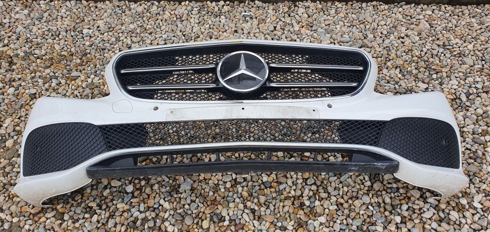 Mercedes E class W213 bara fata grila crom