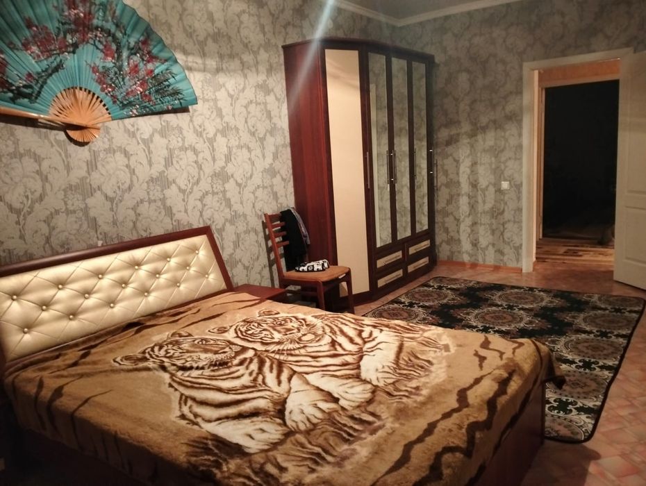 Продам или обменяю на дом 4 комнат квартиру