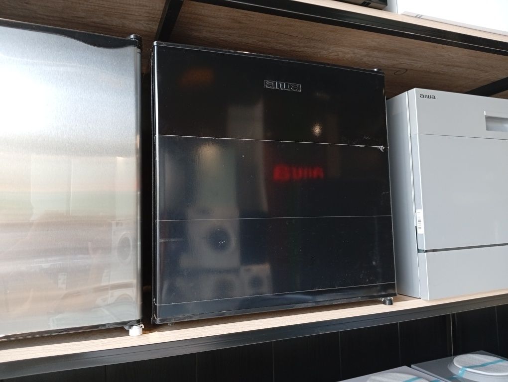 Mini holadilnik Aiwa 50 litr