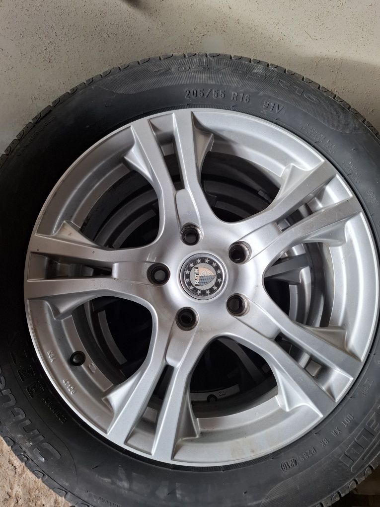 Алуминиеви джанти Platin с гуми R16