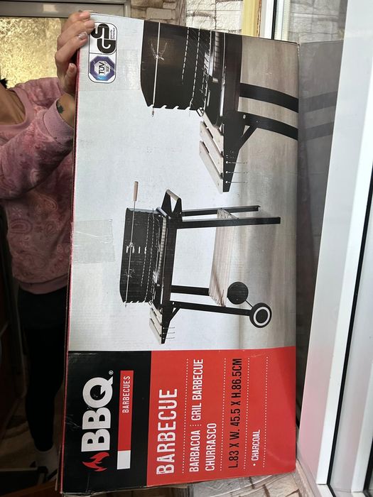 Vând grătar BBQ stare noua
