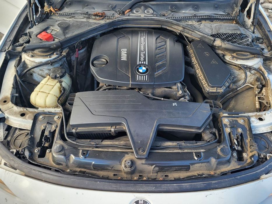 Usa spate dreapta/ Usa spate stanga/ Capota spate/ Stopuri spate BMW F30