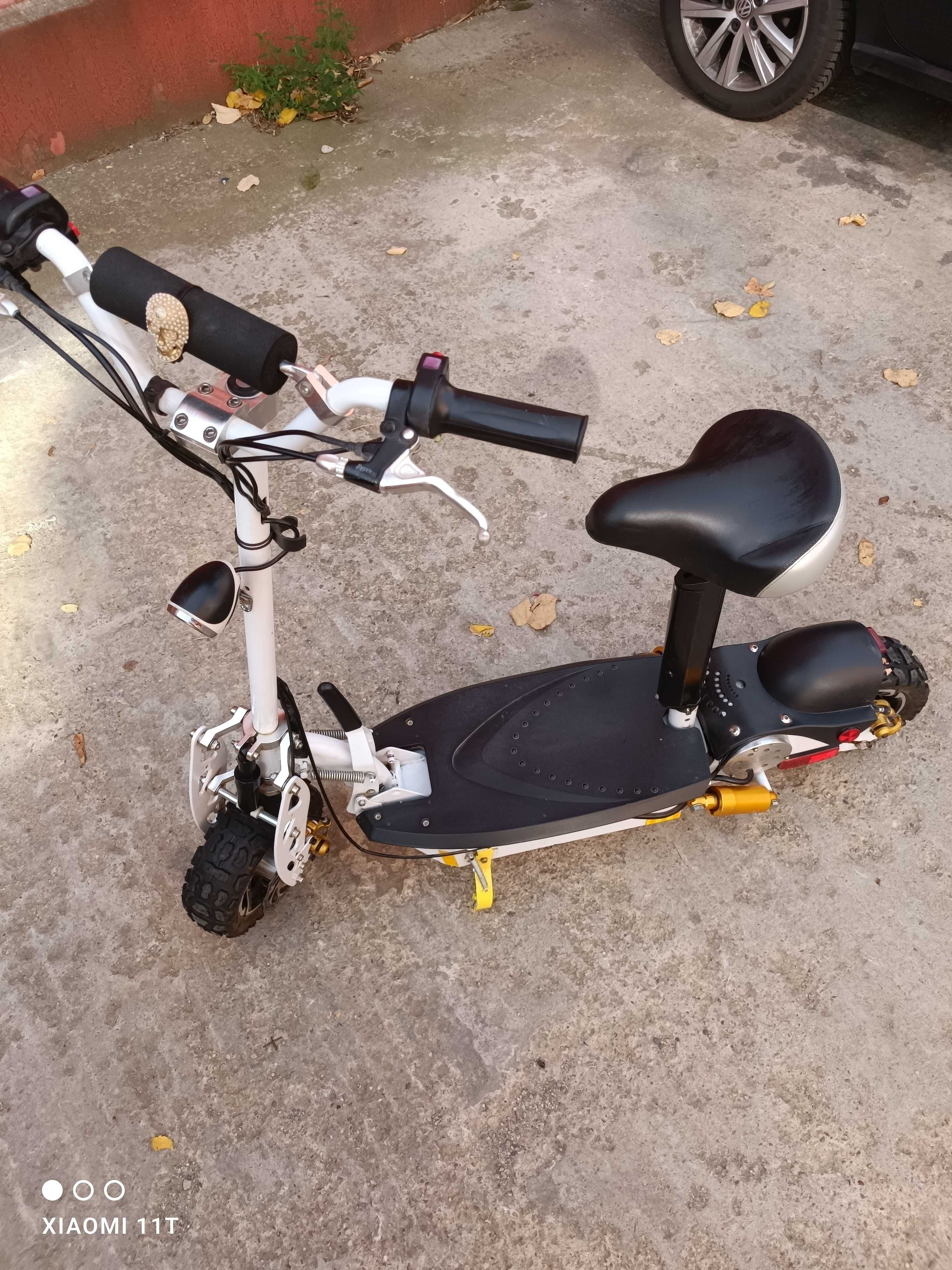 Scooter electric Mach1