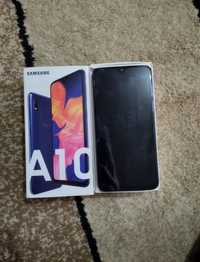 Телефон Samsung A10