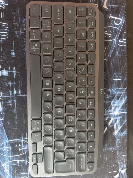 Tastatura Logitech MX Keys Mini cu garantie