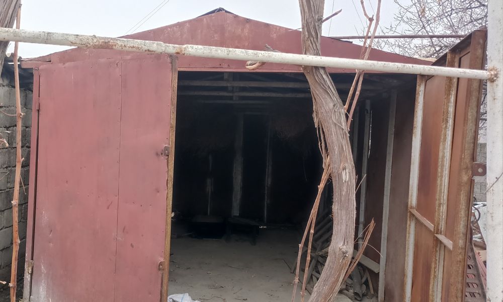 Garaj . гараж уголиги жуда калин