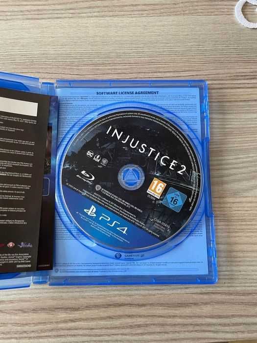 Игри за  Ps4 The Crew 2 injustice 2