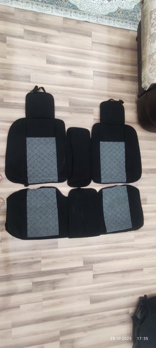 Продам чехлы. В нормальном состоянии