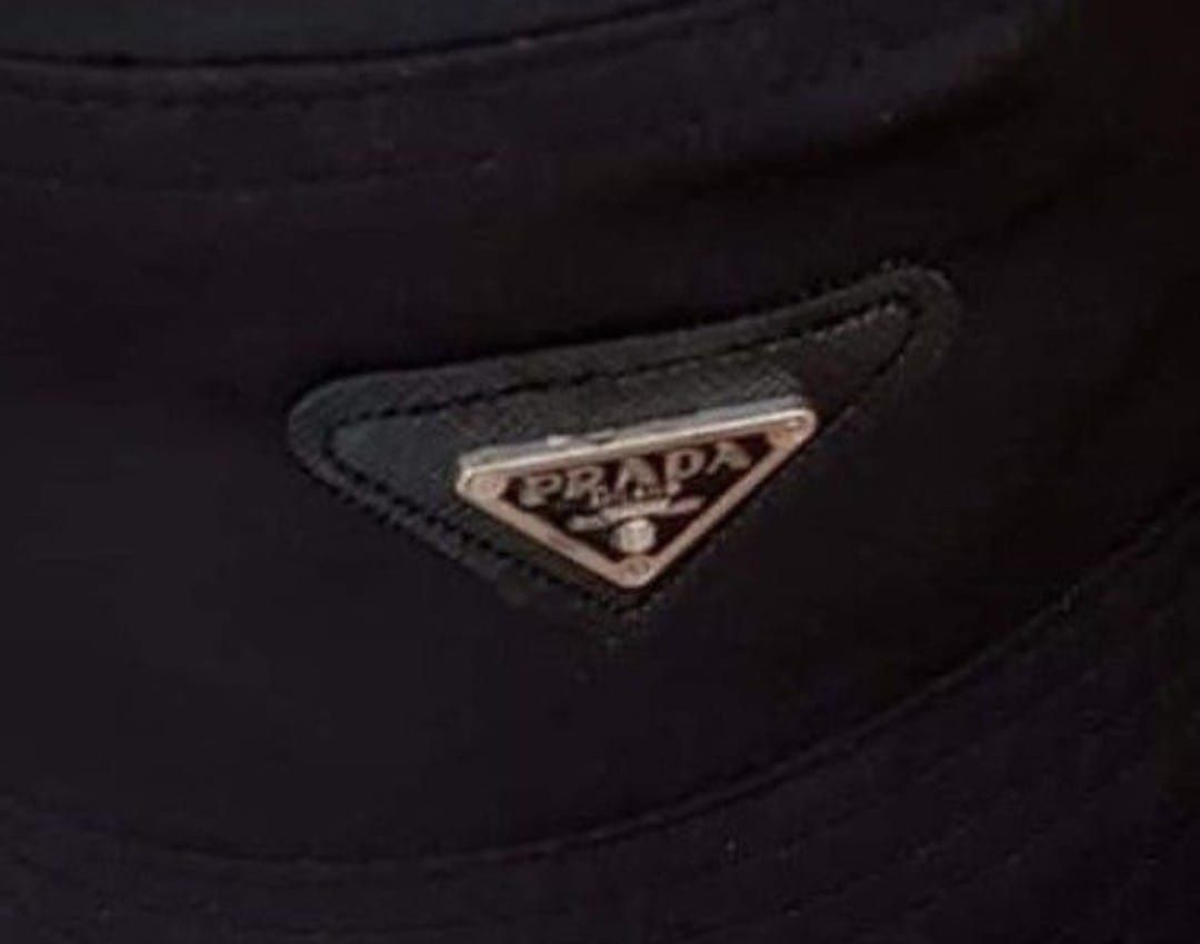 Pălărie unisex, logo metalic, mărime universala