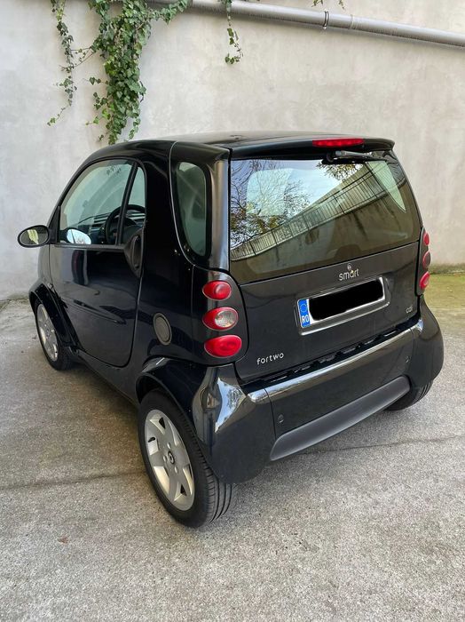 Inchiriez Smart Fortwo pt delivery (Wolt, Glovo, etc)