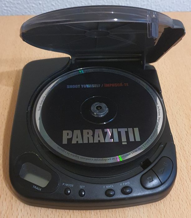 Vând CD Player Sanyo CDP-41