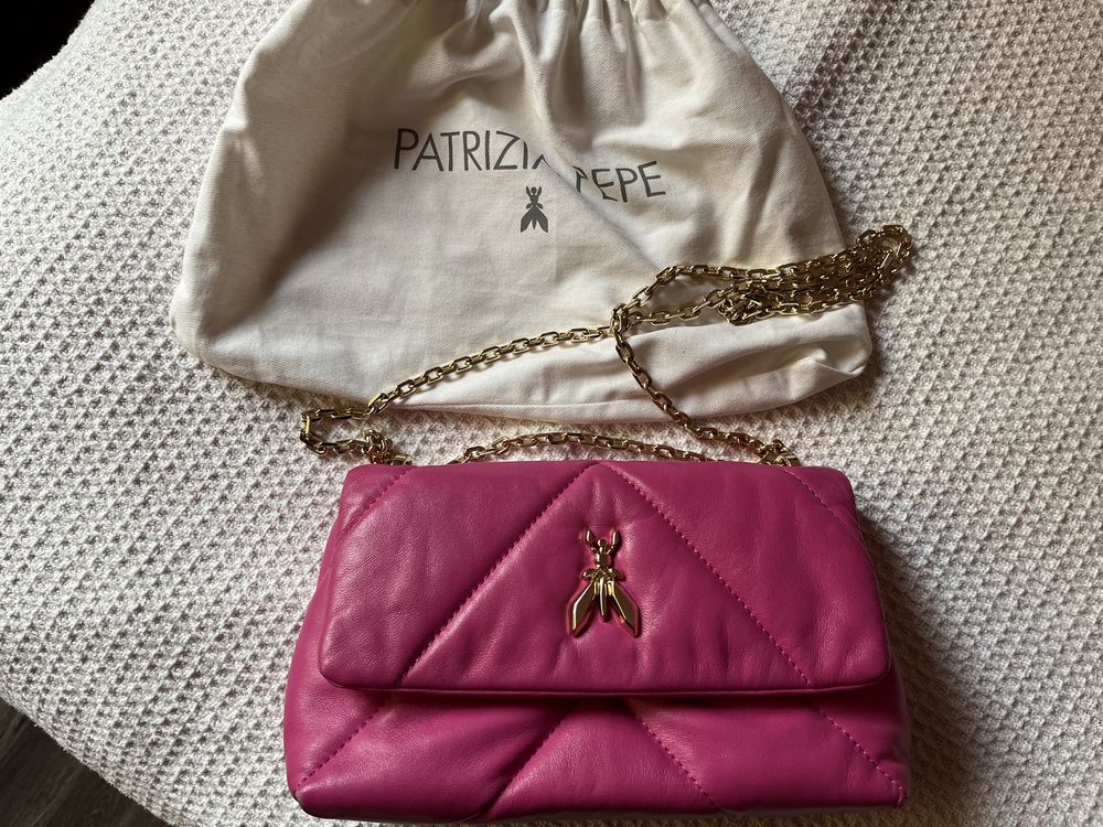 Patrizia pepe чанта