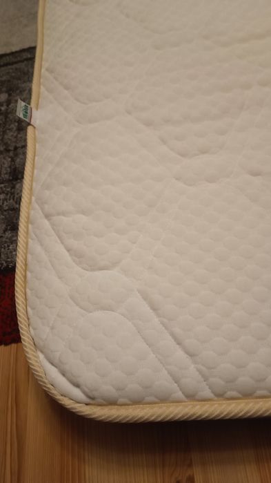 Топ матрак Ekotex HR Bubbles Gold, височина 8см