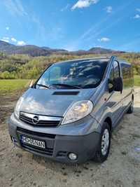 Vivaro opel 9locuri