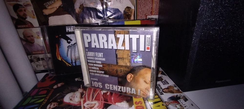 Cd jos cenzura  Paraziții