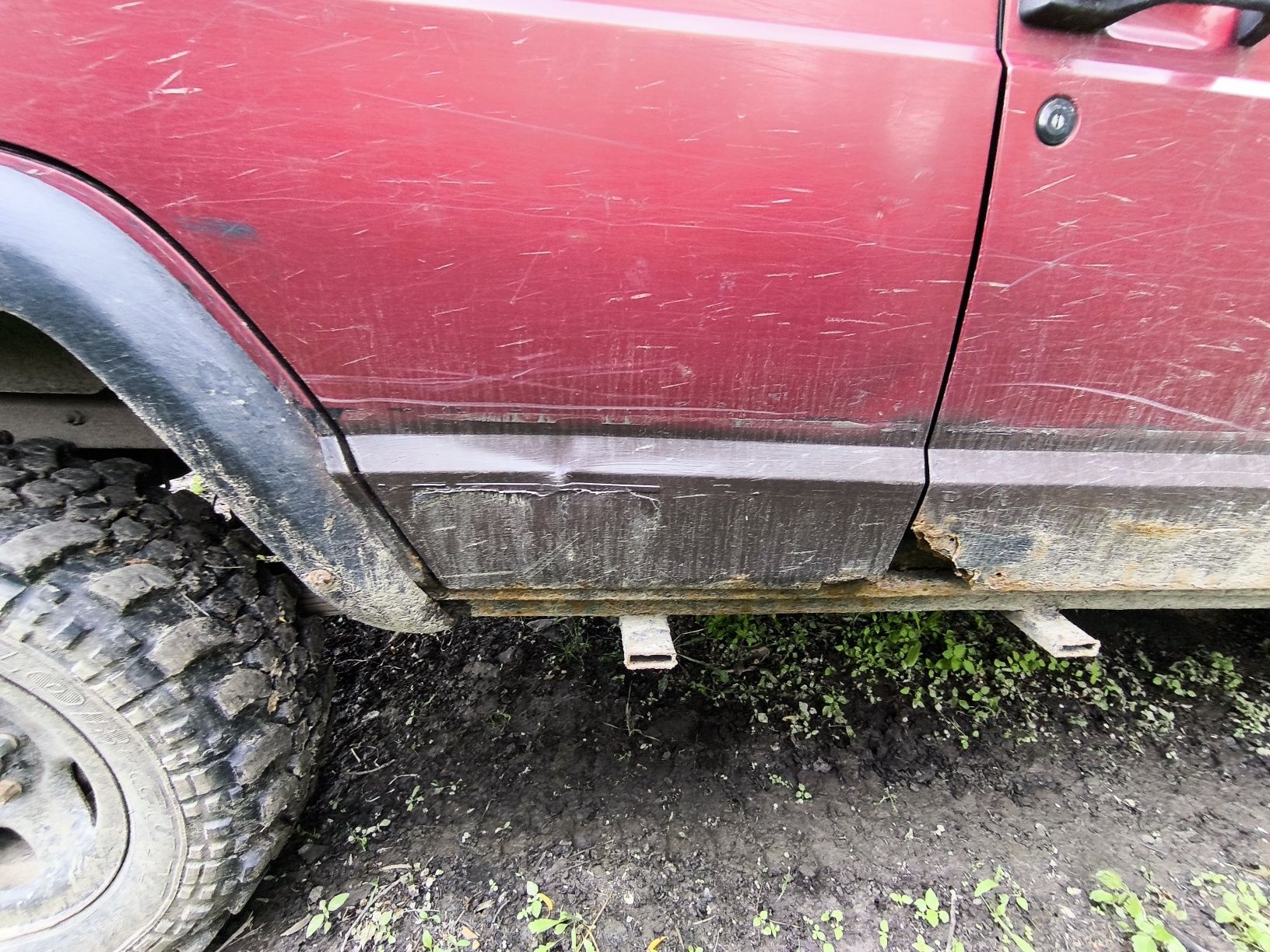 Vand sau desmembrez Jeep Cherokee Xj 1998