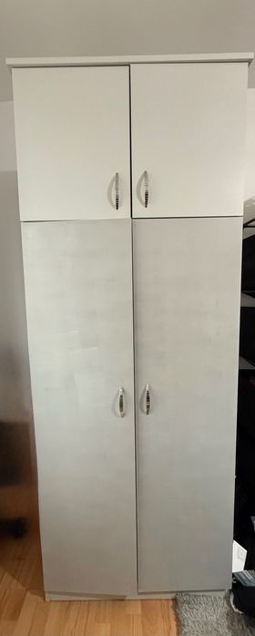 Mobilă dormitor 4 piese