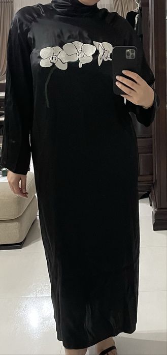 Rochie din matase neagra