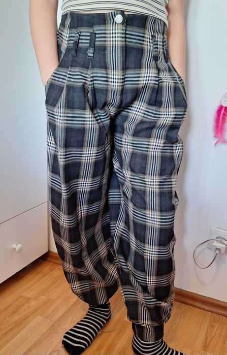 Pantaloni Bershka  XS