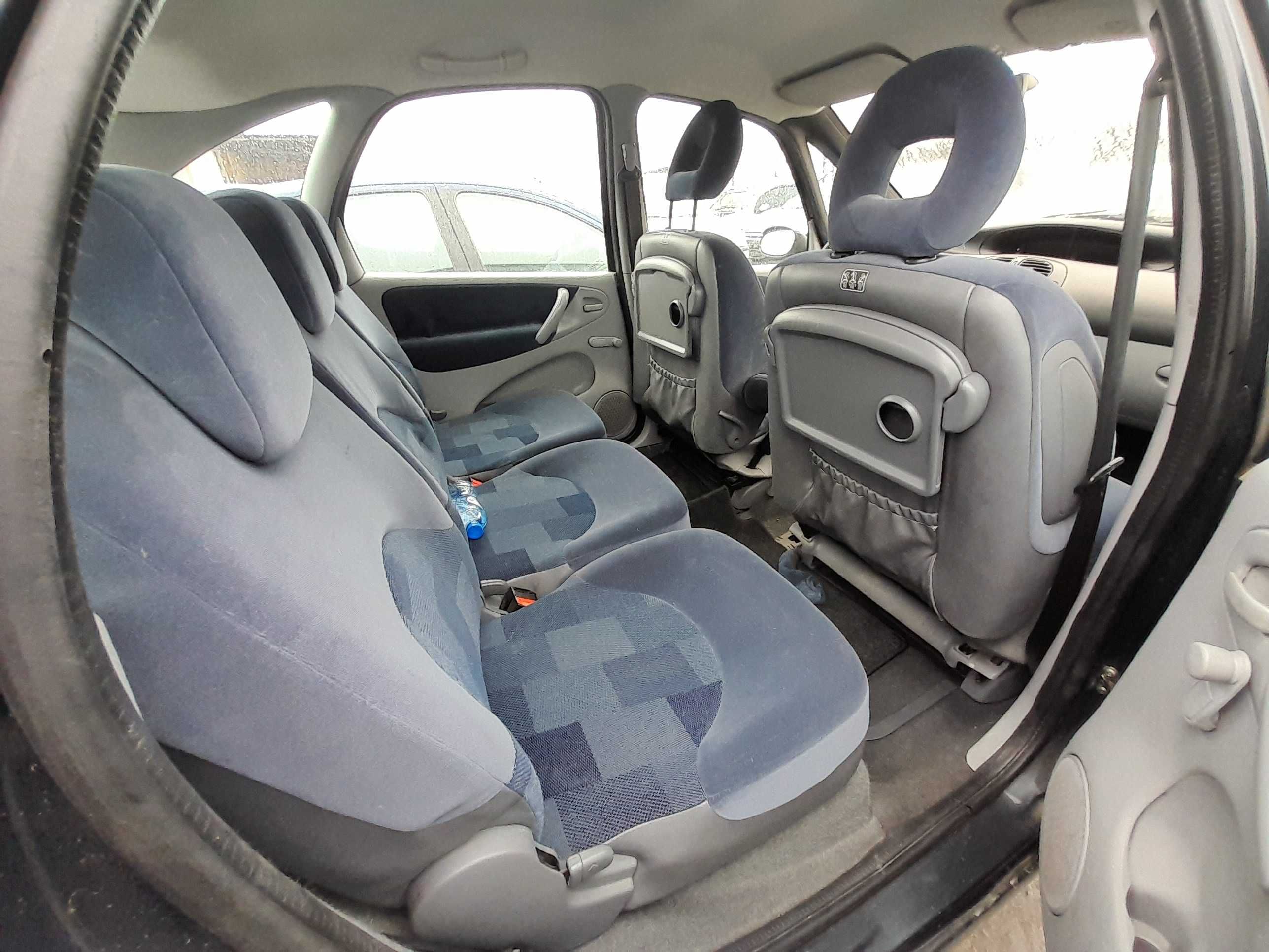 На части! Citroen Xsara Picasso 1.8i