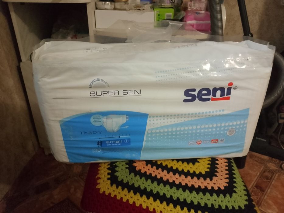 Памперс Seni размер S ка. Новый. Продам. 5000 теңге