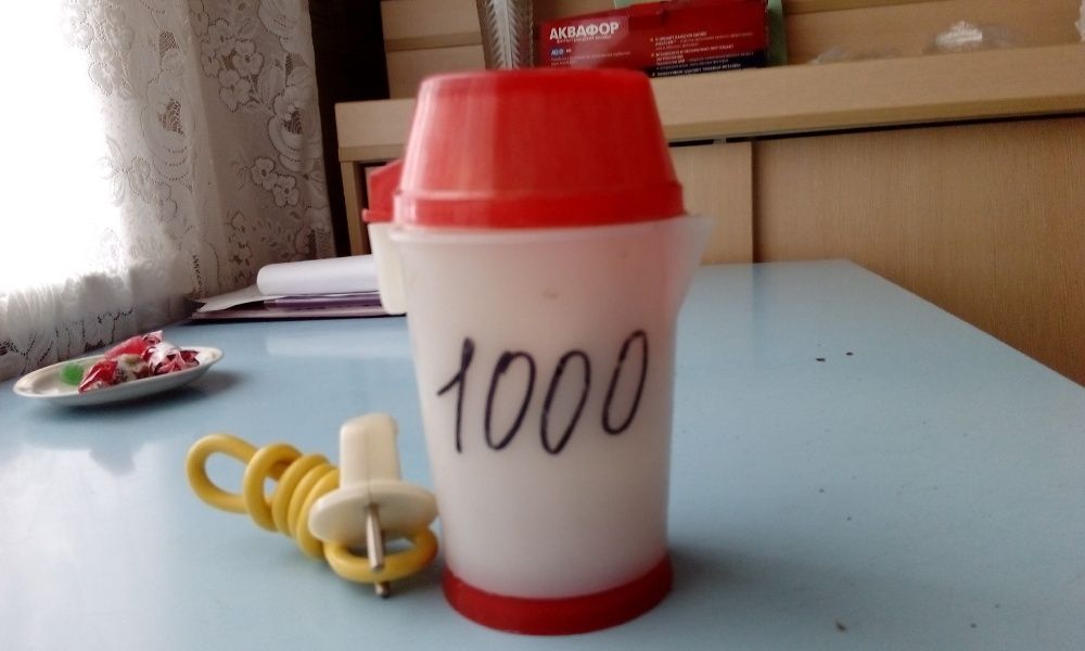 Детские термосы на 350 мл.Кружка кипятильник на 250мл.