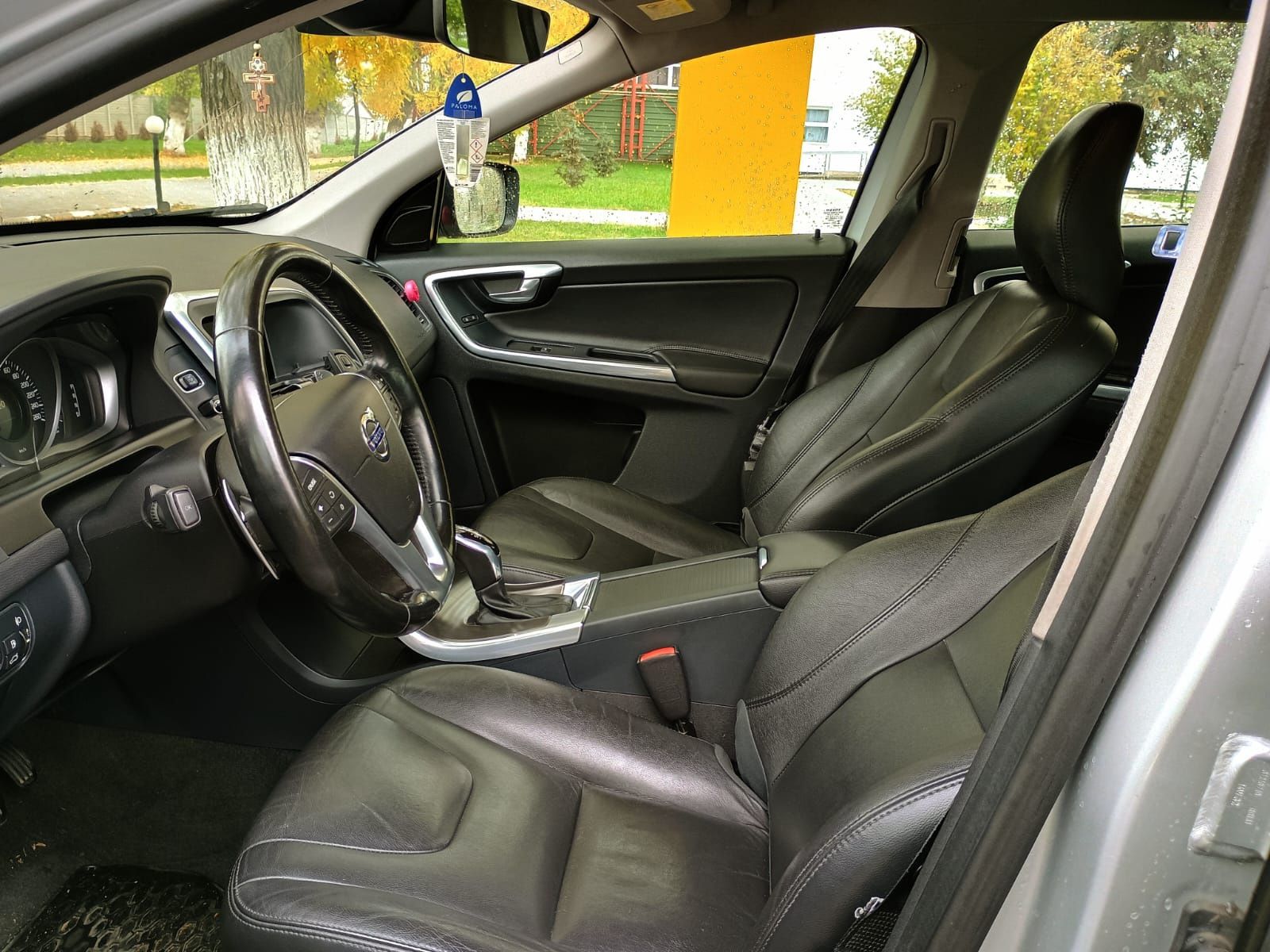 Vând Volvo xc 60
